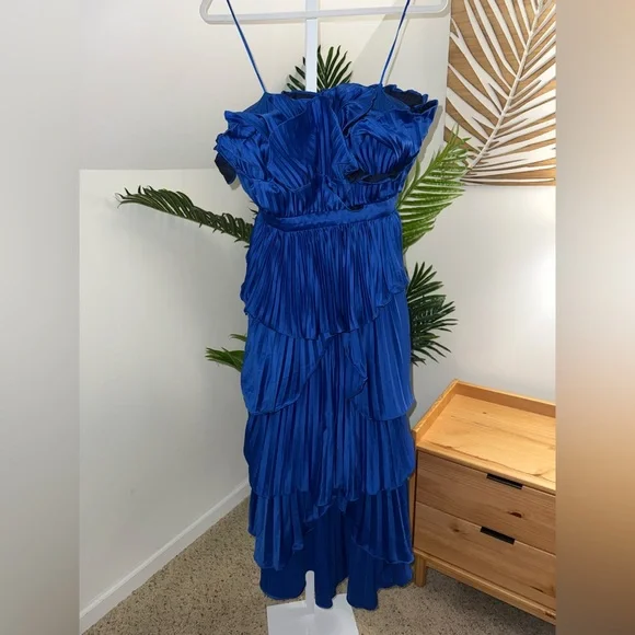 Amur Judah Scallop Pleated Dress  Deep Waters Blue  Size 8
